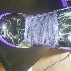 Custom made size 7 skate shoes